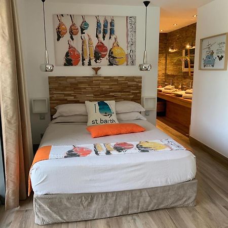 B&B Les Voiles De Valescure Chambres D'Hotes Et Son Espace Bien Etre Saint-Raphaël Eksteriør billede